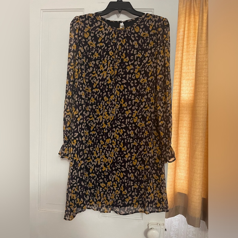 Women’s Tommy Hilfiger long sleeve dress size 4